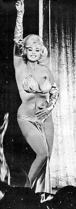 Jayne Mansfield - on stage