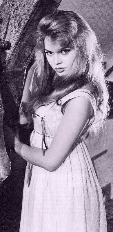 Brigitte Bardot - Löwenmähne